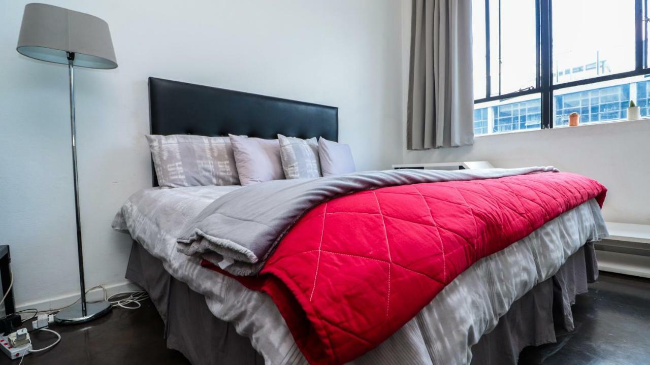 Maboneng Studio Loft โจฮันเนสเบิร์ก ภายนอก รูปภาพ